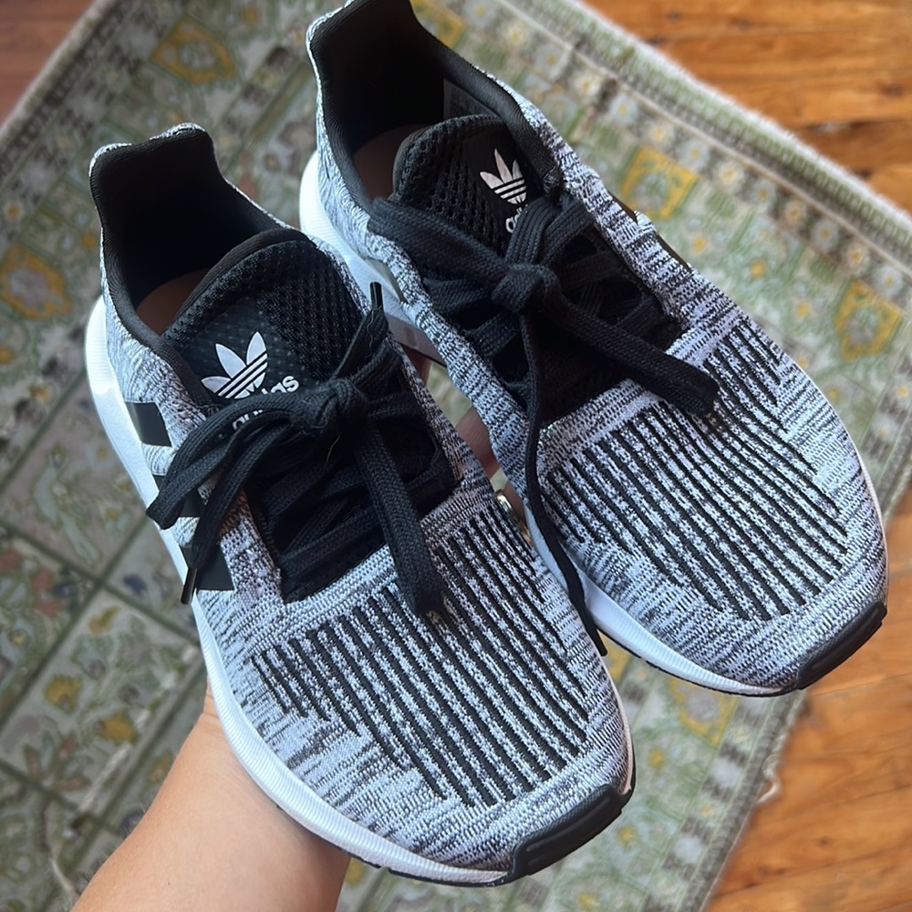 Adidas Sneakers Girls 3.5